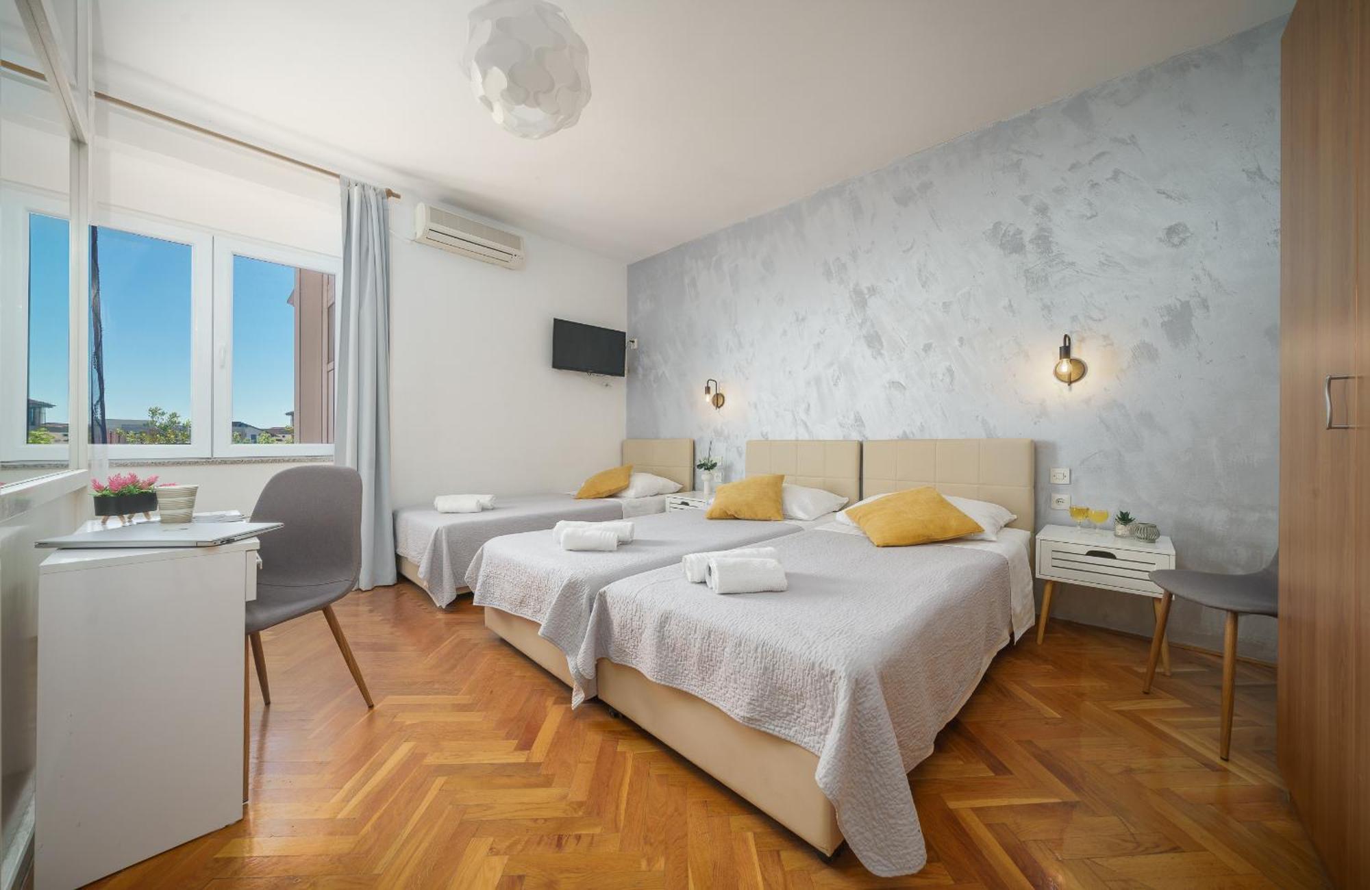 Rooms Orion Vodice Exterior photo
