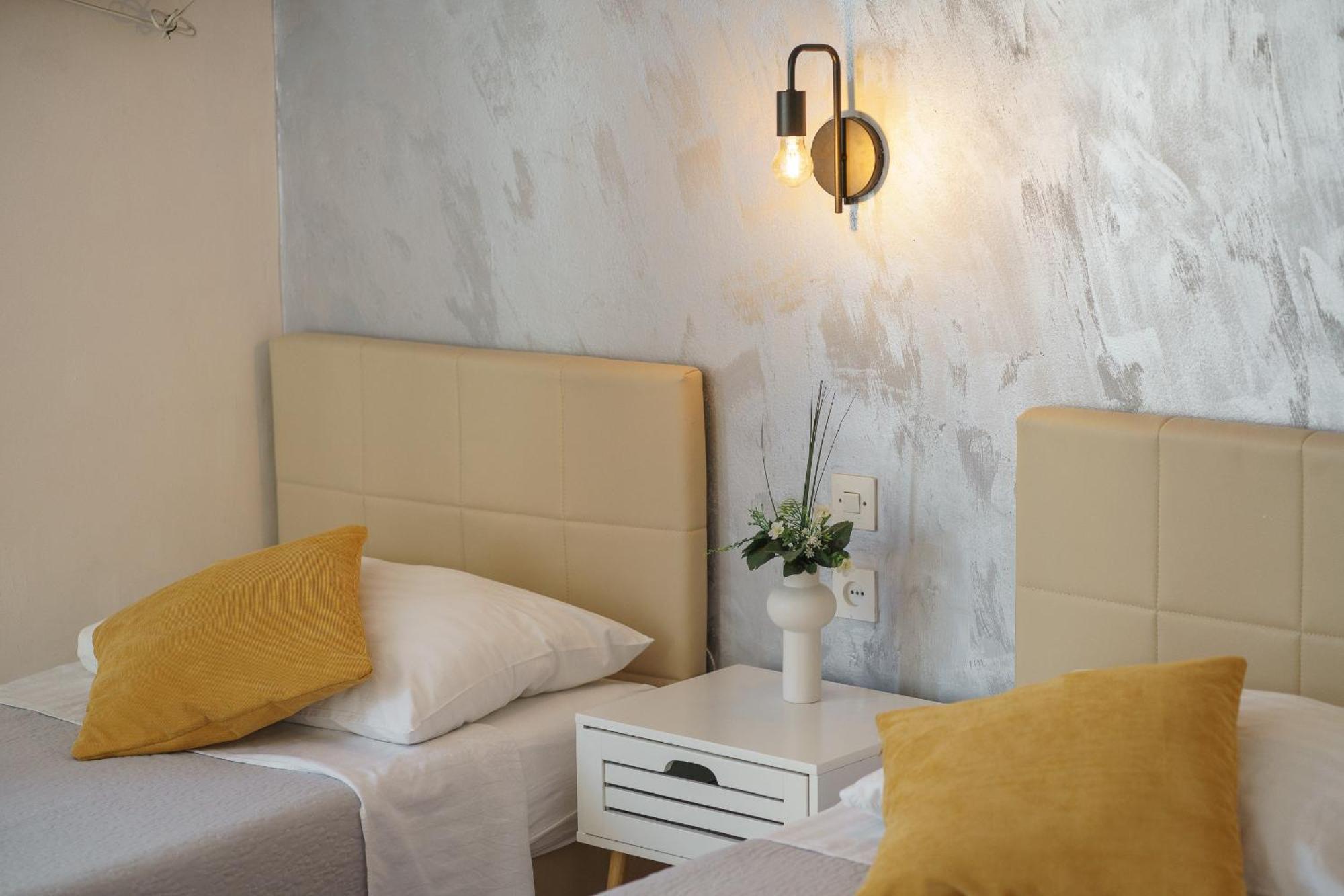 Rooms Orion Vodice Exterior photo
