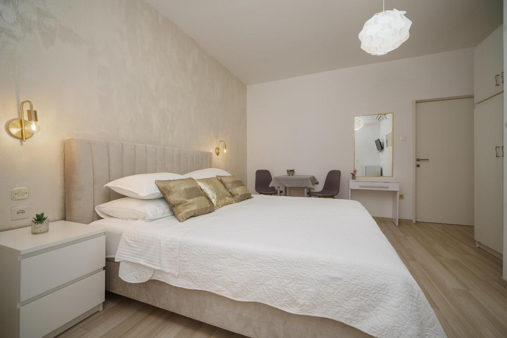 Rooms Orion Vodice Exterior photo