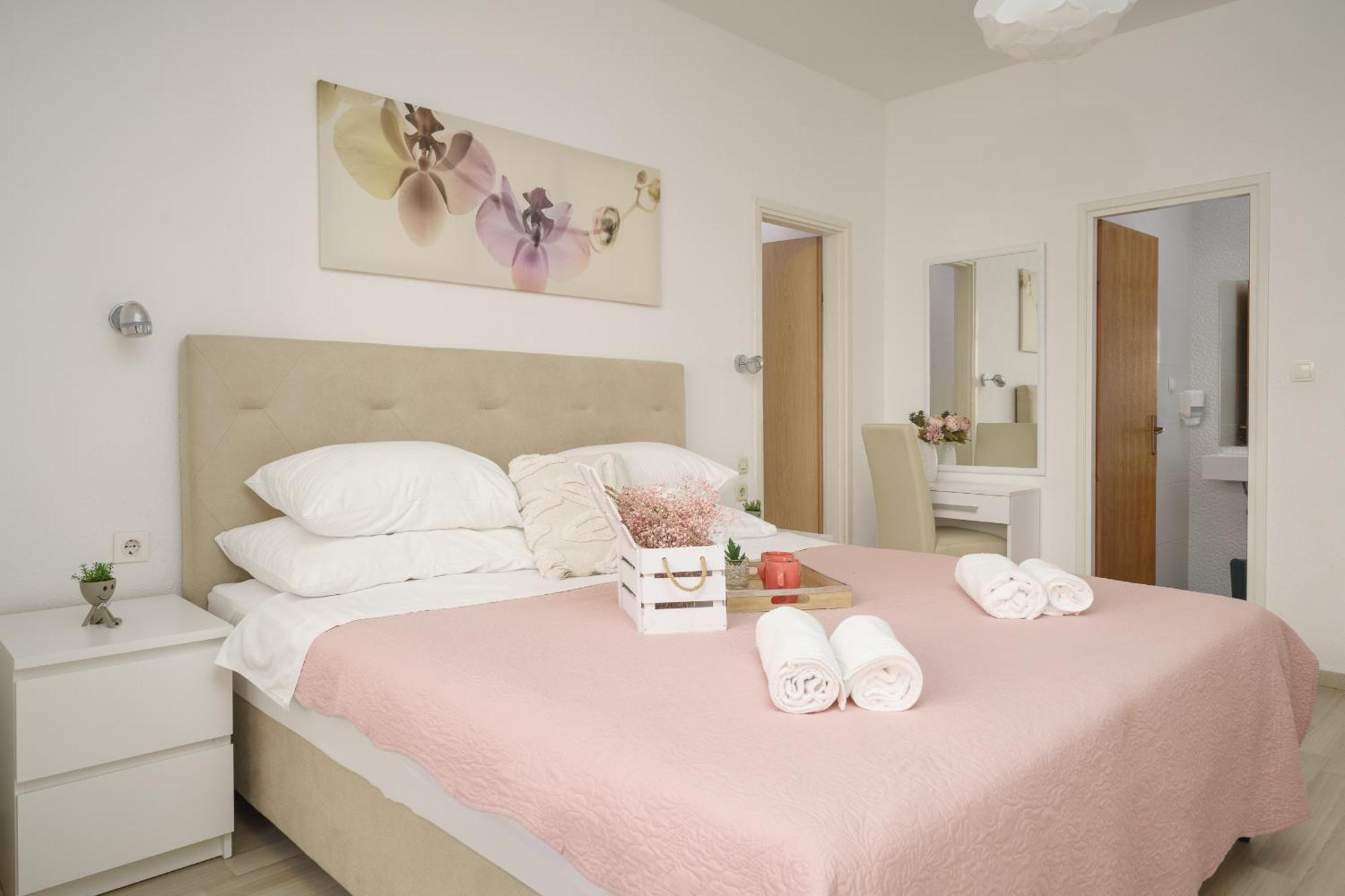 Rooms Orion Vodice Exterior photo