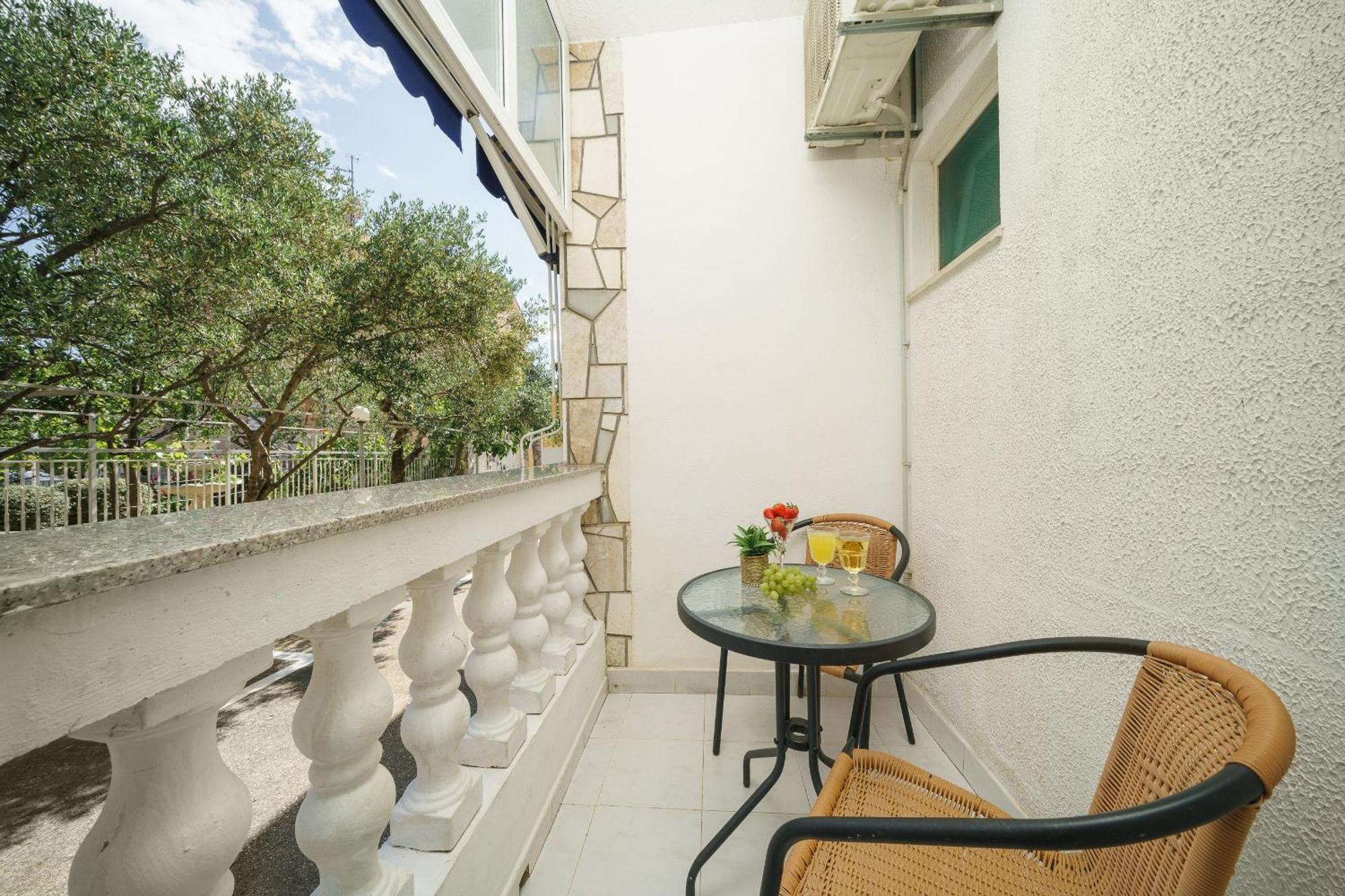 Rooms Orion Vodice Exterior photo
